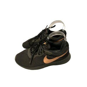 Nike Womens Size 7.5 Black Mesh Copper Swoosh Sneaker Shoes Tanjun Running Sport